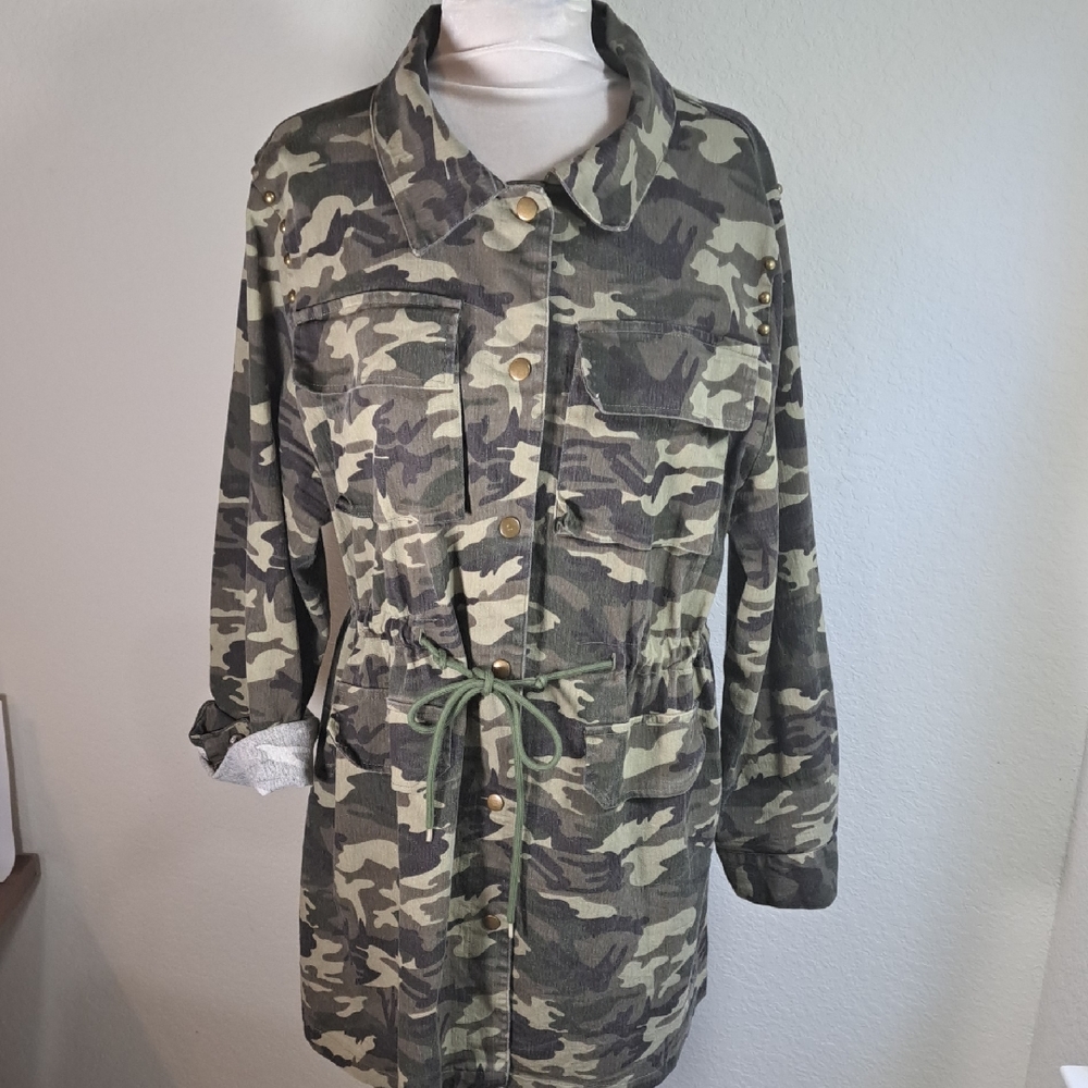 Camo Utility Jacket Size 3X Green Camouflage Print Utility Grommets Snap Front